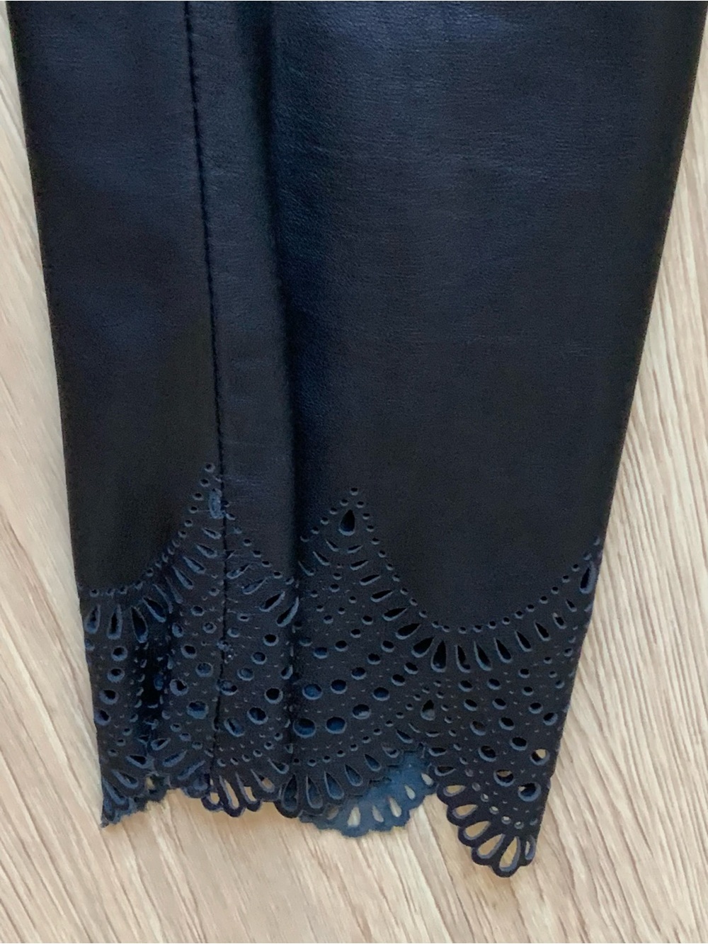 Laundry By Shelli Segal Black Leather Scalloped Hem Blazer - Picture 5 of 8